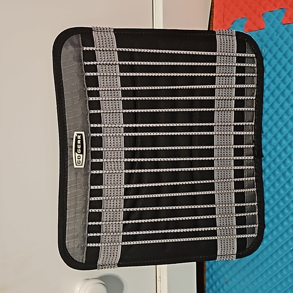 Go Gear automotive tablet holder. - Picture 1 of 3